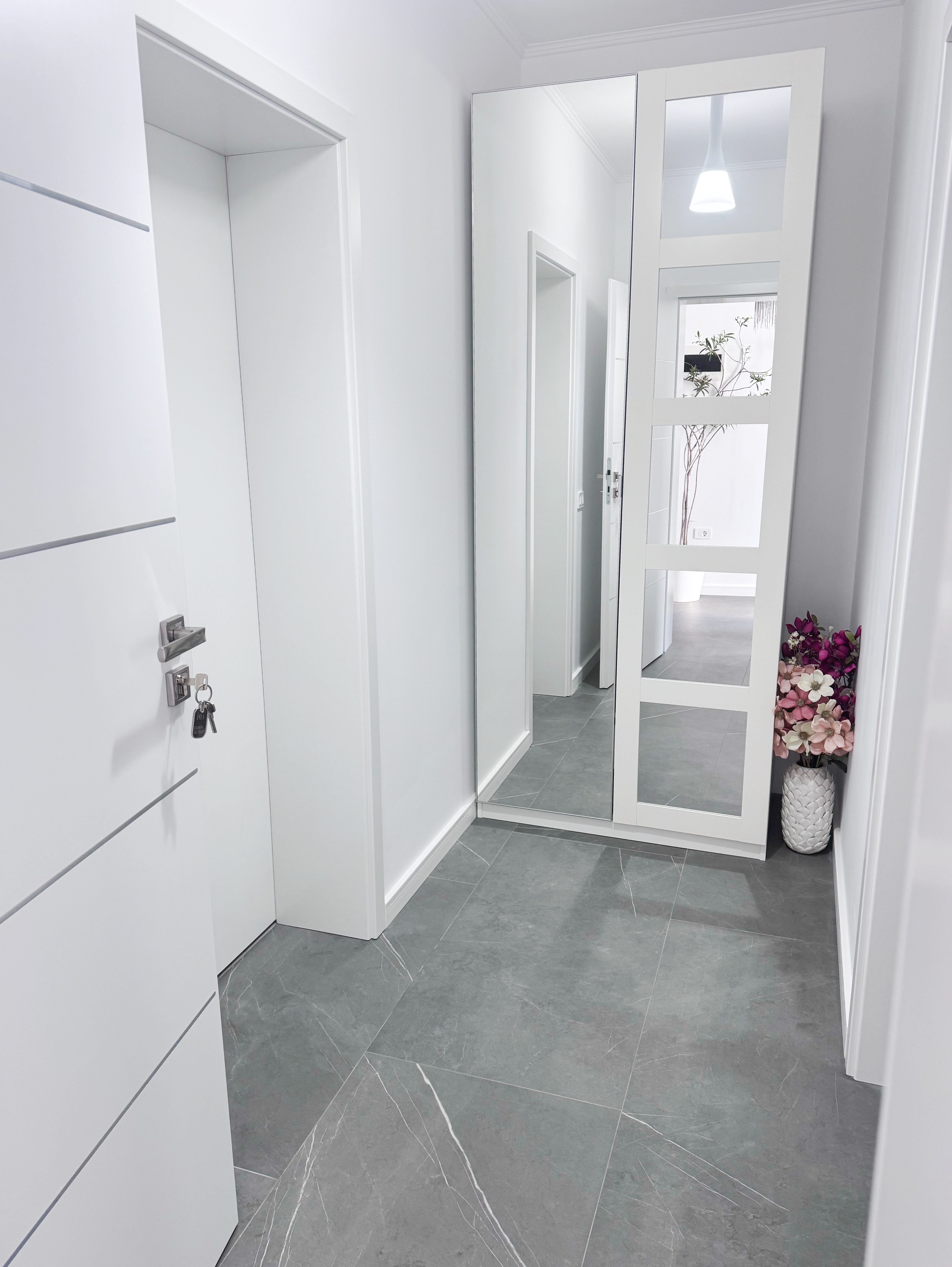 ap101-camera-dubla-deluxe-dressing-dining-living-eden-suites-timisoara